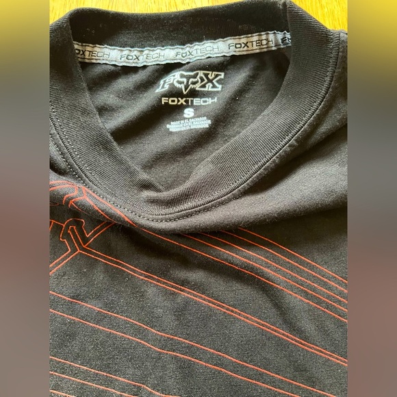 FOX T-Shirt Boys Size Small Black Short Sleeve FOXTECH round Neck LOGO Print - Picture 4 of 5